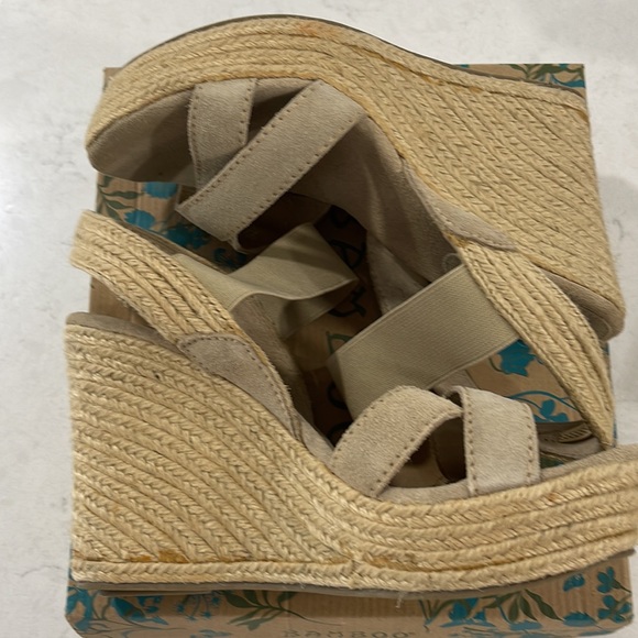 Ladies shoes - Picture 5 of 6